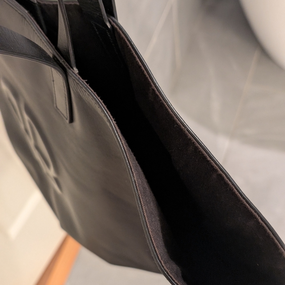 Anine Bing
Palermo Leather Tote - Picture 7 of 9